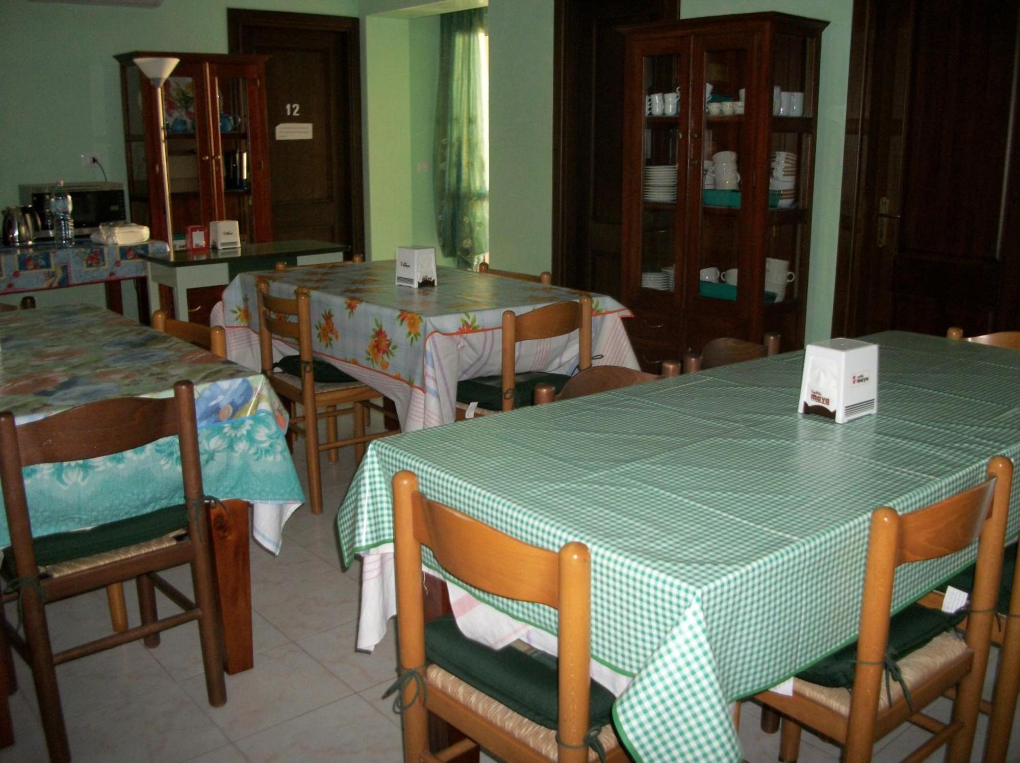 Guest House Sea Rooms Алгеро Екстериор снимка