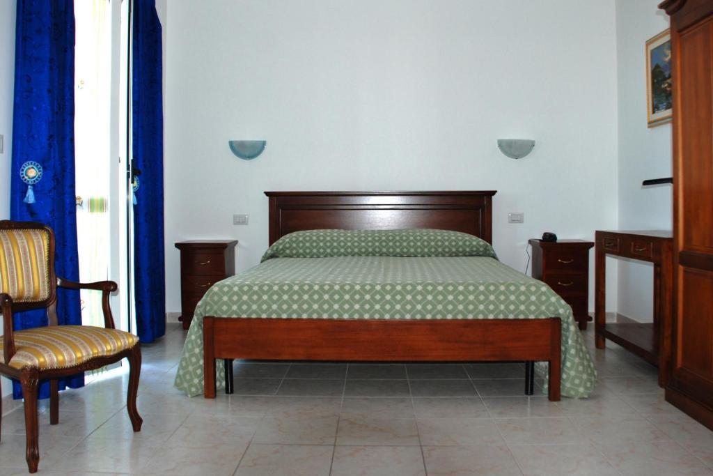 Guest House Sea Rooms Алгеро Стая снимка